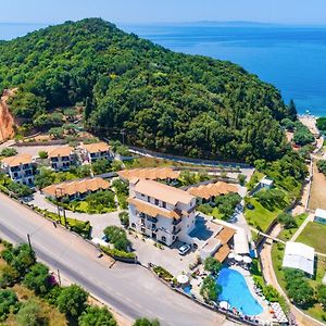 Mega Ammos Hotel